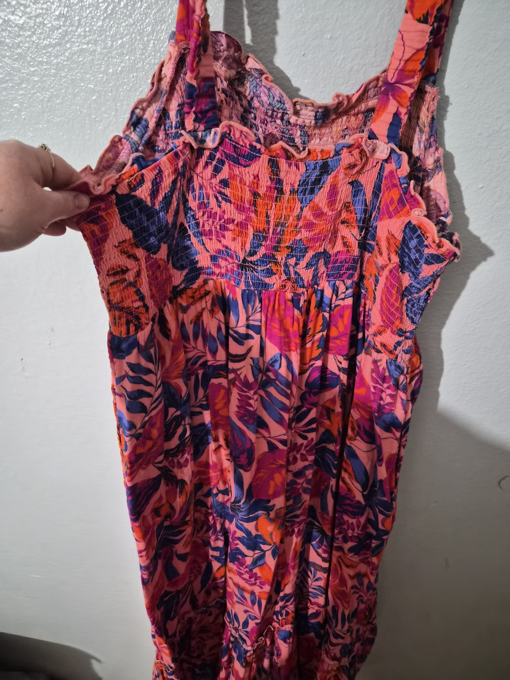 Tropical Floral Dress - Picture 4 of 7